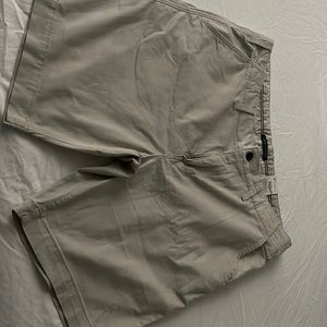 NWT Lucky Brand twill flat front shorts. Size 36 W